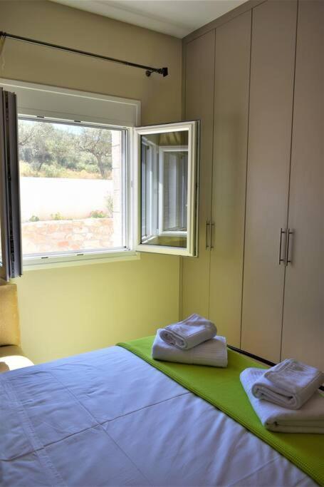 Smailis Apartment 1 Koroni  Bagian luar foto
