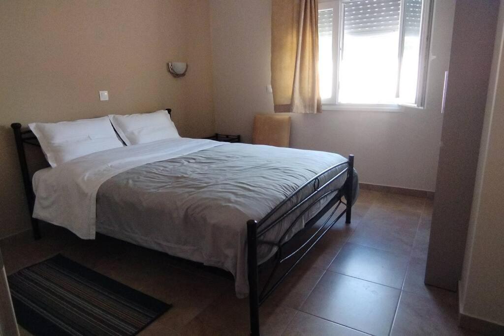 Smailis Apartment 1 Koroni  Bagian luar foto